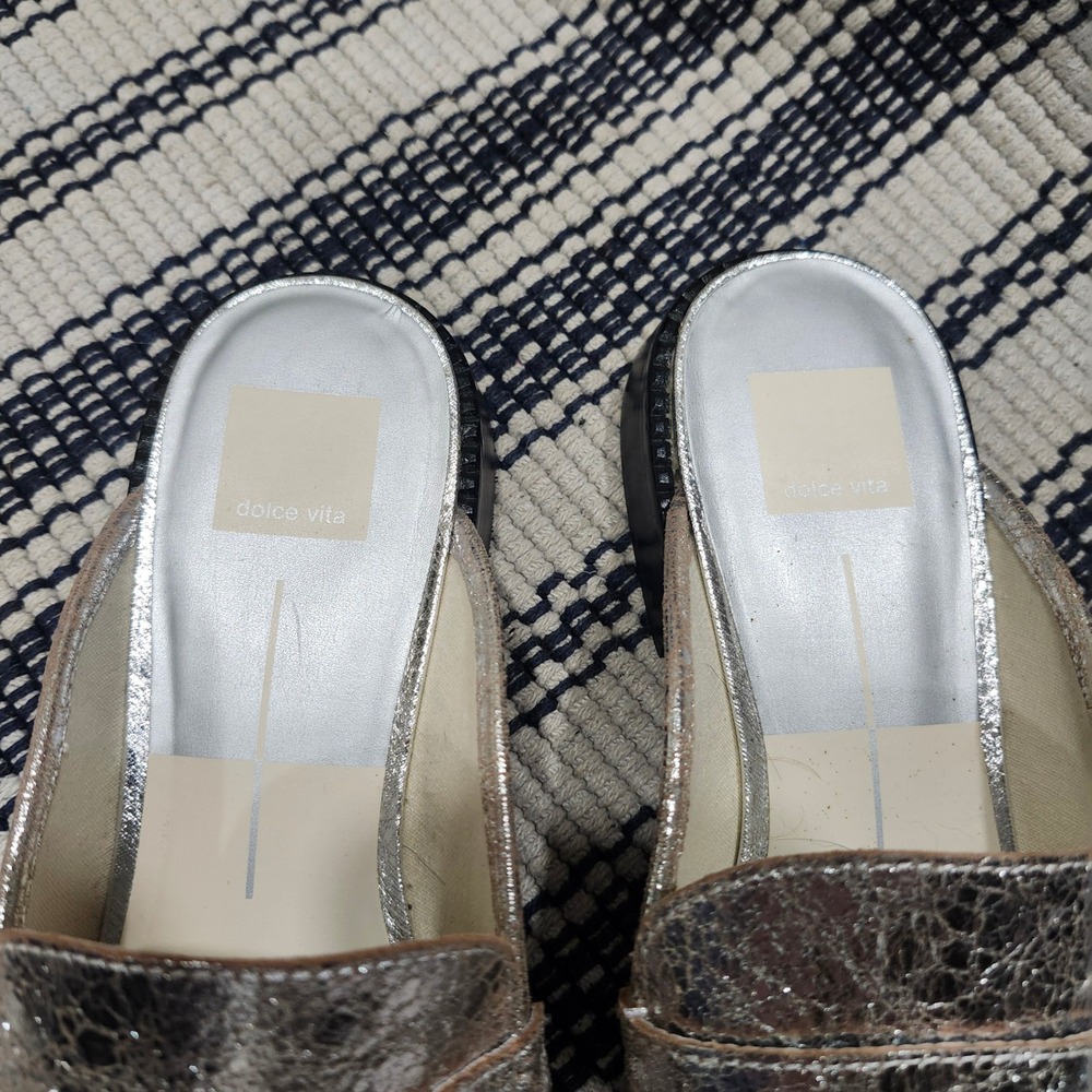 Dolce Vita Silver Metallic Crackle Leather Penny Loafer Mules Womens 9 Slip On - Picture 3 of 11